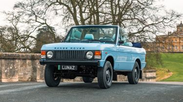 Lunaz Range Rover Classic - front 